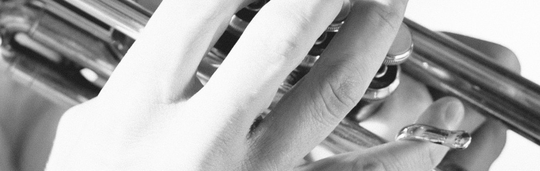 trumpet-black-and-white